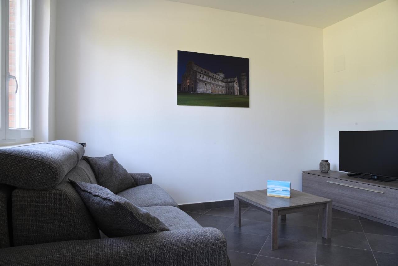 Residence Il Piviere App 7 With Private Garden Calambrone Exterior photo
